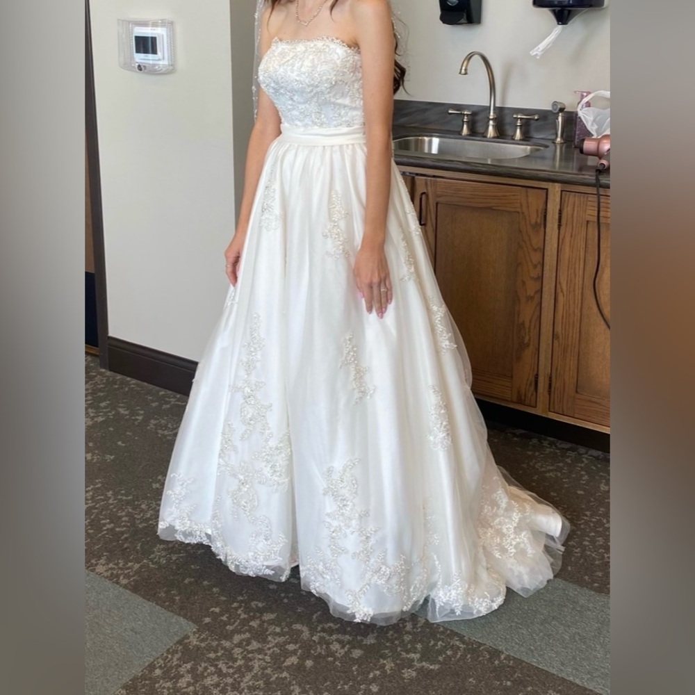 Cream Strapless 2 Wedding Dress with Beautiful Bead Detail